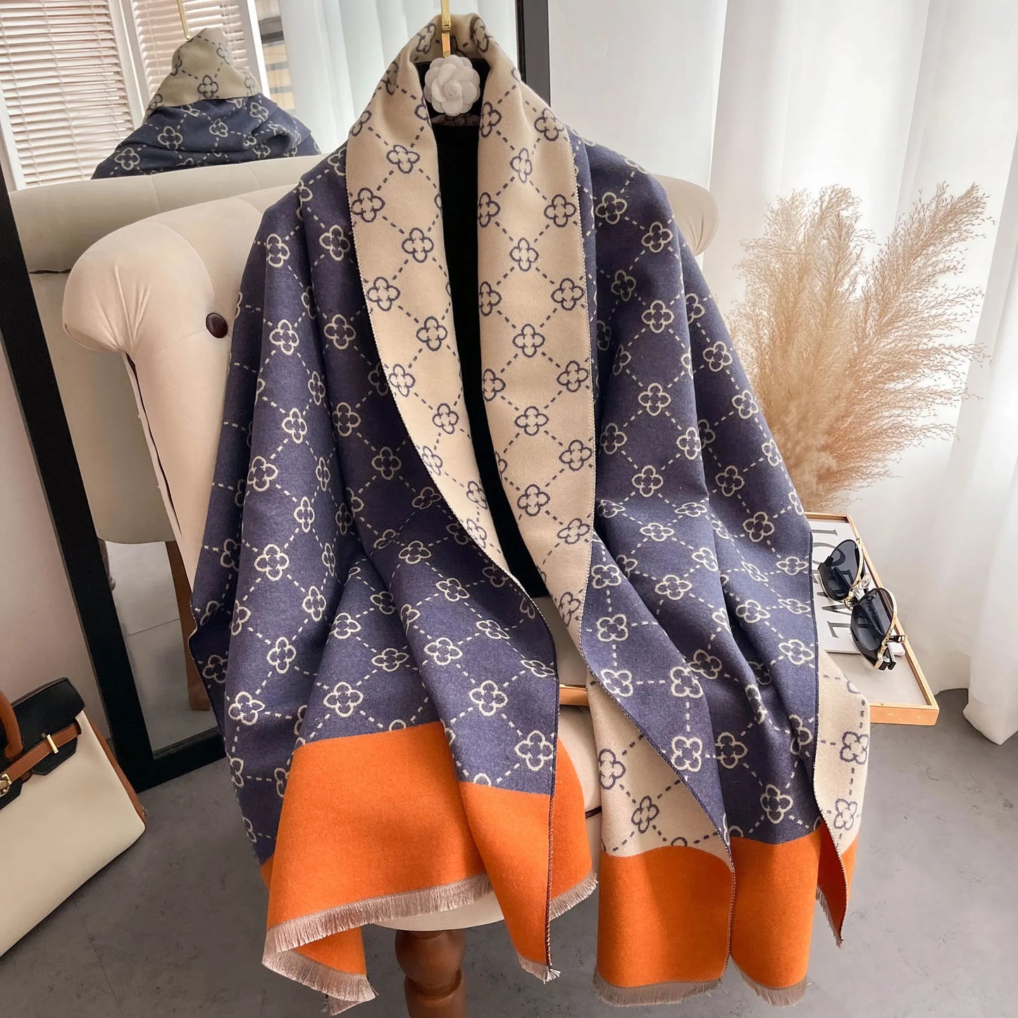 2023 Design Winter Warm Cashmere Shawl Fashion Scarf Women Neckerchief Pashmina Head Scarves Wrap Femal Poncho Echarpe Bandana